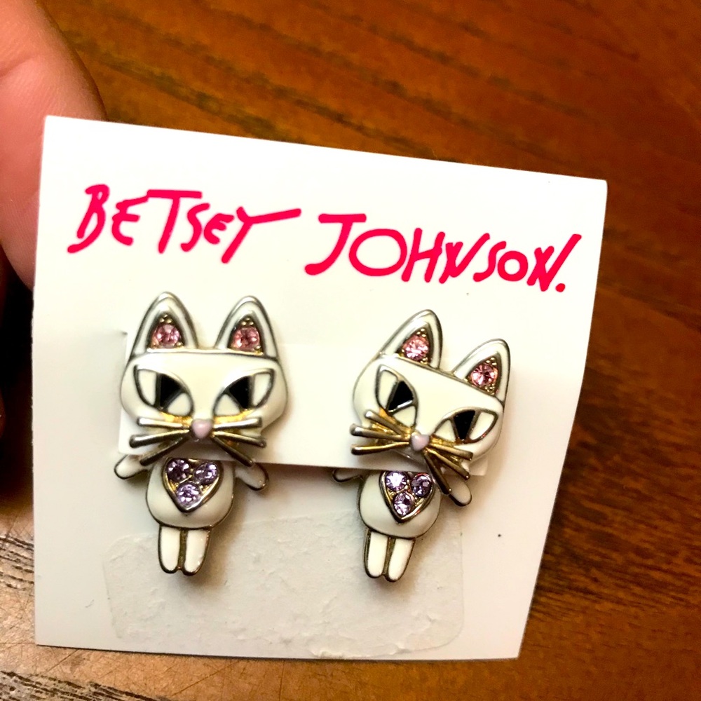 Betsy Johnson cat earrings